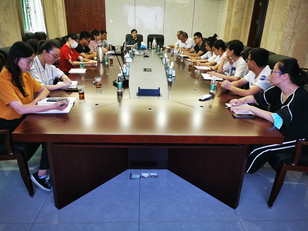 植保所召開青年職工座談會